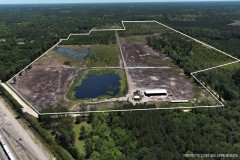 212 acres with lake in Waycross