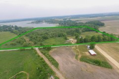 Home On Bruce Lake For Sale - 19.7 +/- Acres - Kewanna, Indiana Fulton County