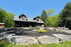 Waterfront Maine Cottage - Very Private in the Belgrade Lakes Region