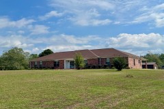 4 BR, 4.5 Bath Executive Home with 9+ Acres in SW MS