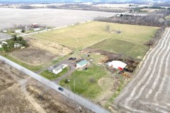 2110 Sycamore Rd Walkerton, IN 46574 / 24 +/- ACRES / Marshall County / 1,713 sq ft 2 beds and 1 bath / Home for Sale