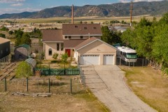 1531354 - This is the quintessential Colorado home