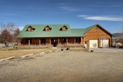 2476409 - Custom, Log Sided Home with Unbelievable Views